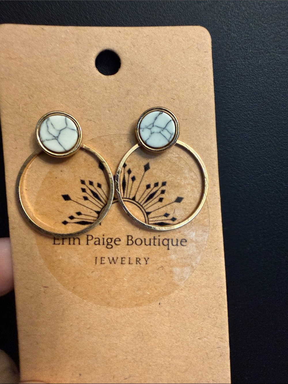White Marble & Gold Tone Hoop Earrings